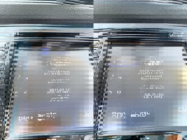 Certified 2017 Nissan Rogue SV w/ SV Premium Package image 13