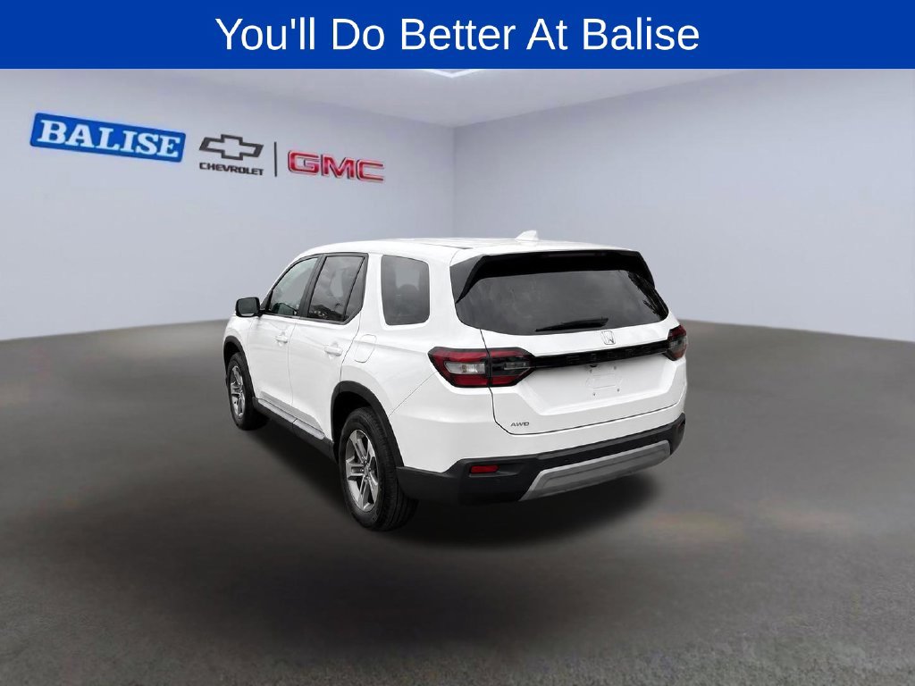 Used 2025 Honda Pilot EX-L image 3
