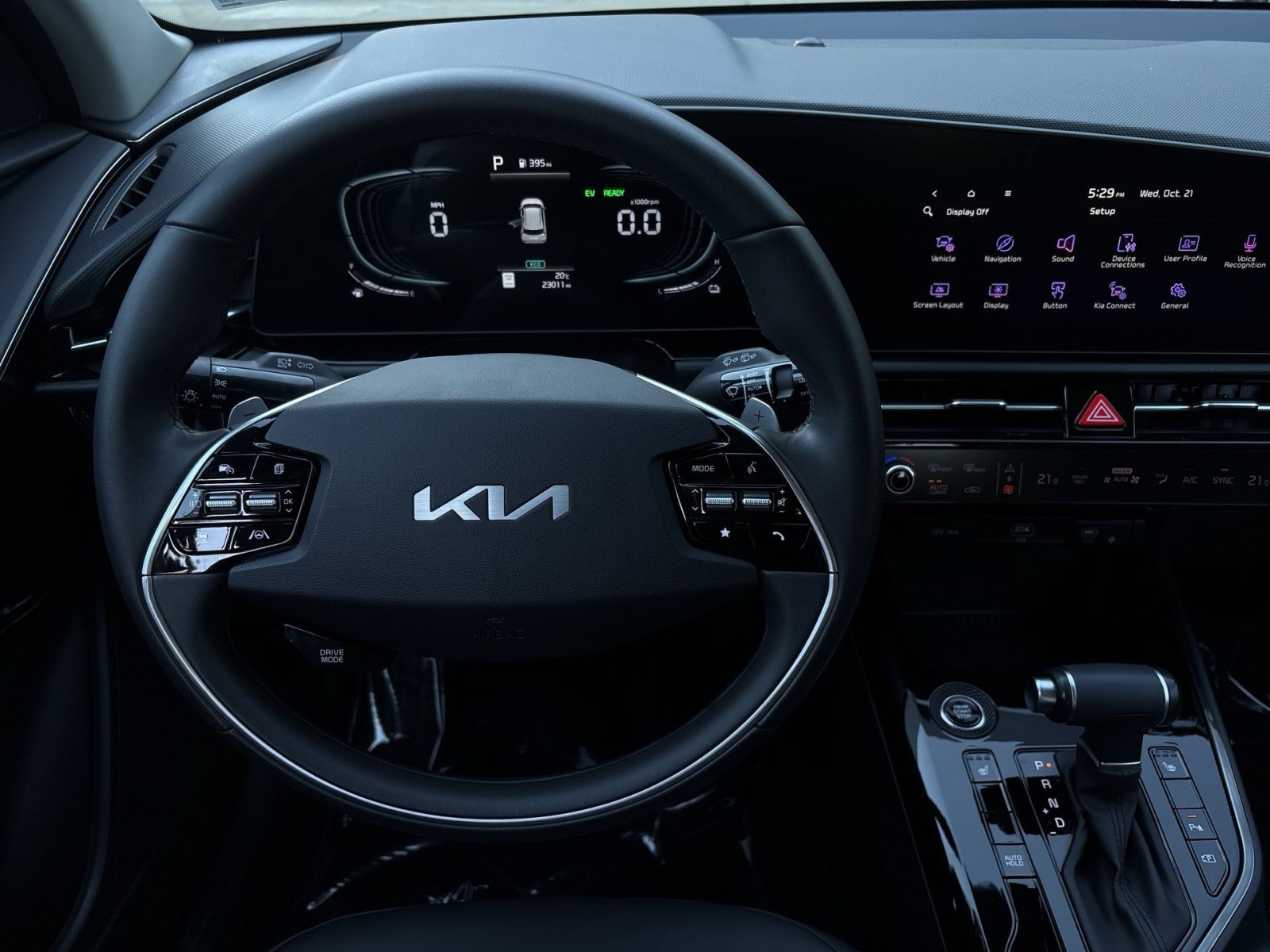 Used 2025 Kia Niro EX FWD image 24