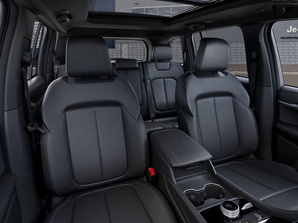New 2026 Jeep Grand Cherokee Limited AWD/4WD image 16