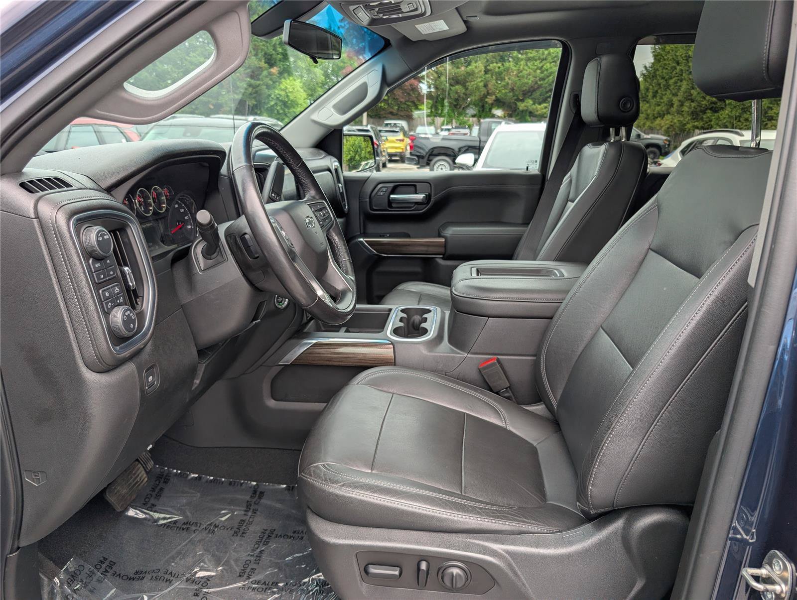 Used 2020 Chevrolet Silverado 1500 LT Trail Boss AWD/4WD image 16