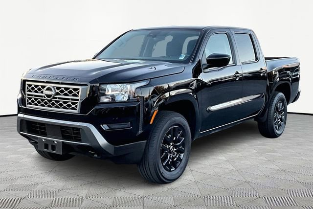 Used 2023 Nissan Frontier SV image 3