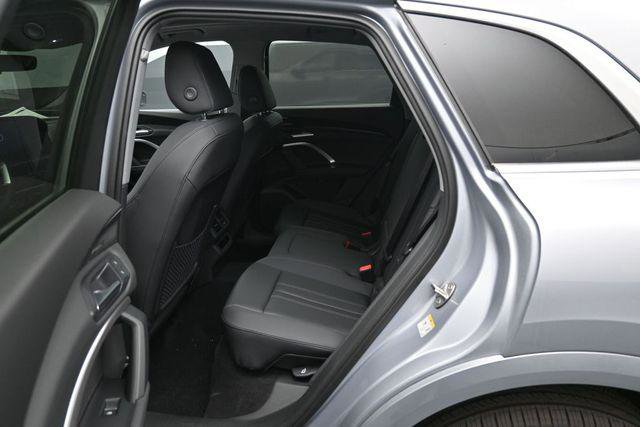 New 2026 Audi Q5 Premium Plus AWD/4WD image 11