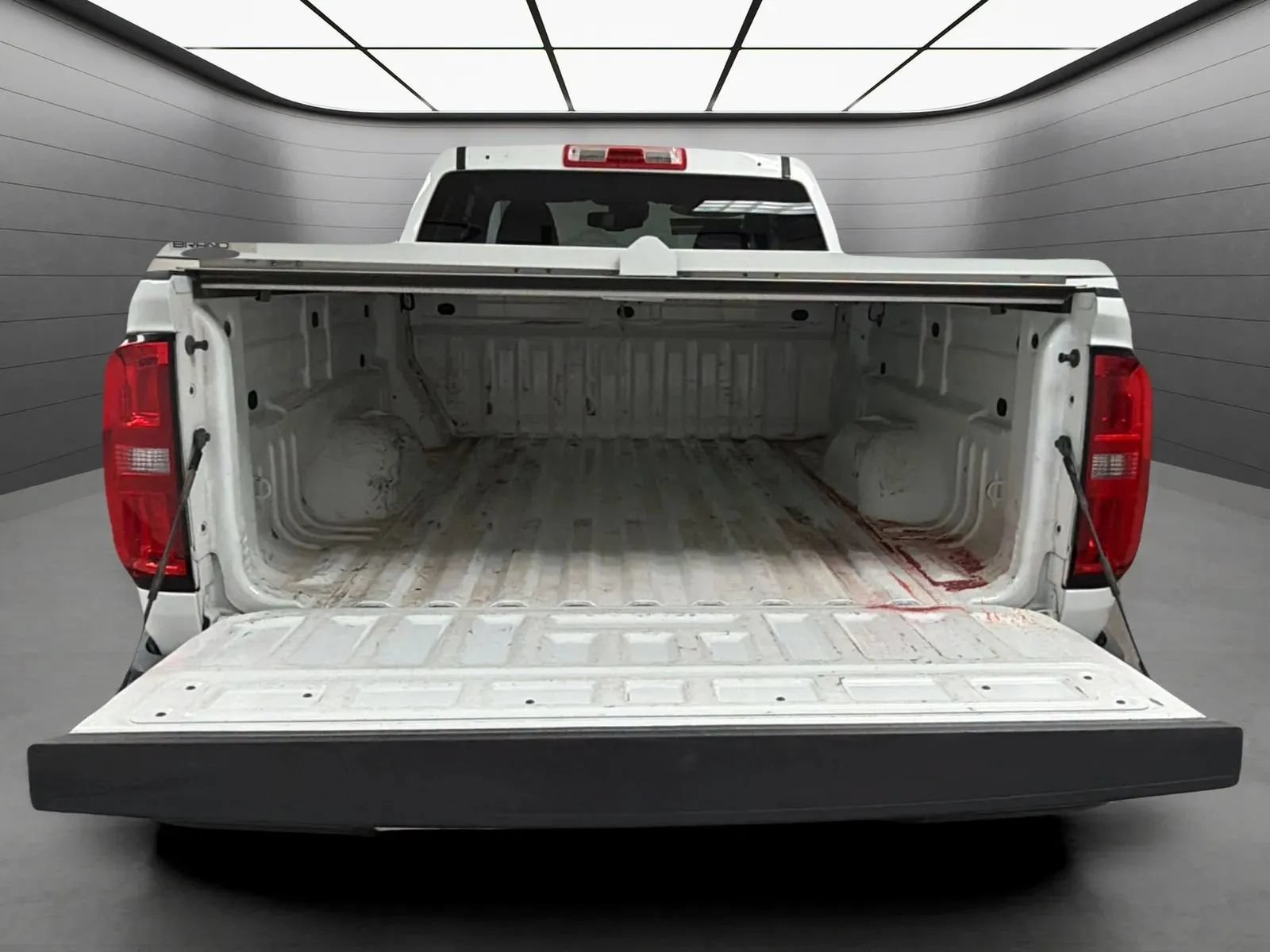 Used 2022 Chevrolet Colorado LT w/ Fleet Safety Package RWD image 18