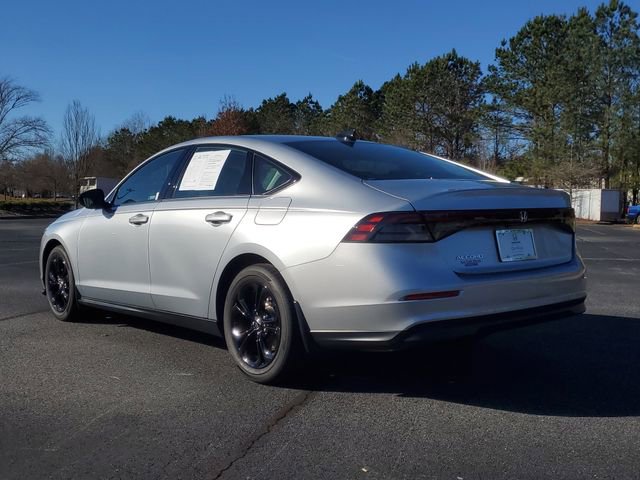 Used 2025 Honda Accord SE image 5