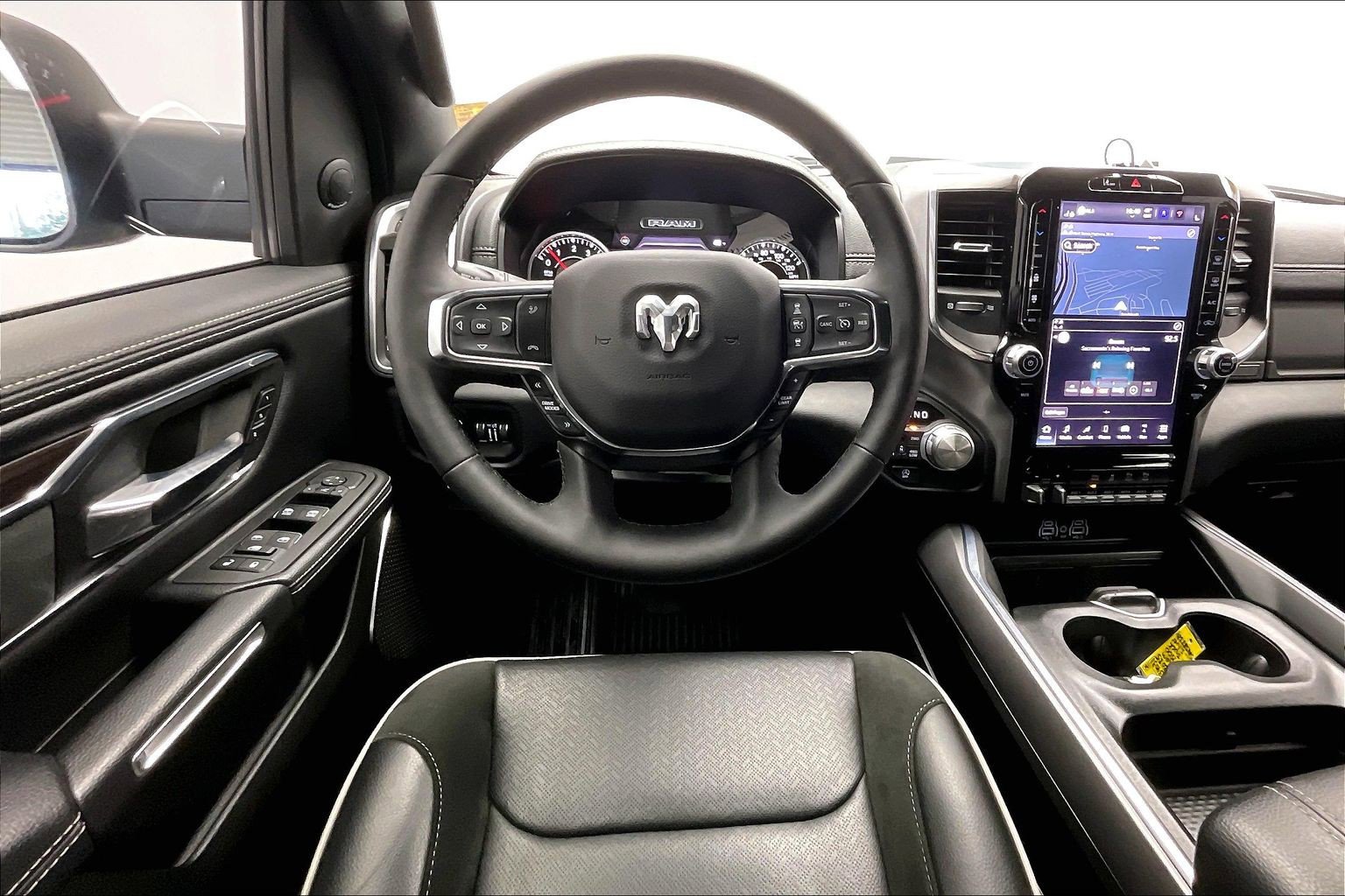 Used 2025 RAM 1500 Laramie w/ Sport Appearance Package image 4