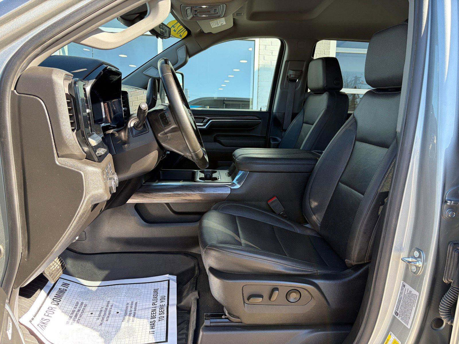 Used 2024 Chevrolet Silverado 2500 LTZ w/ LTZ Plus Package image 8