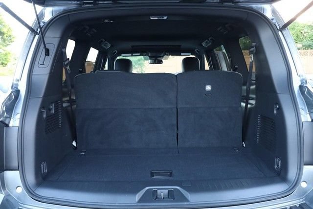 Certified 2024 Nissan Armada SL w/ Midnight Edition Package AWD/4WD image 7