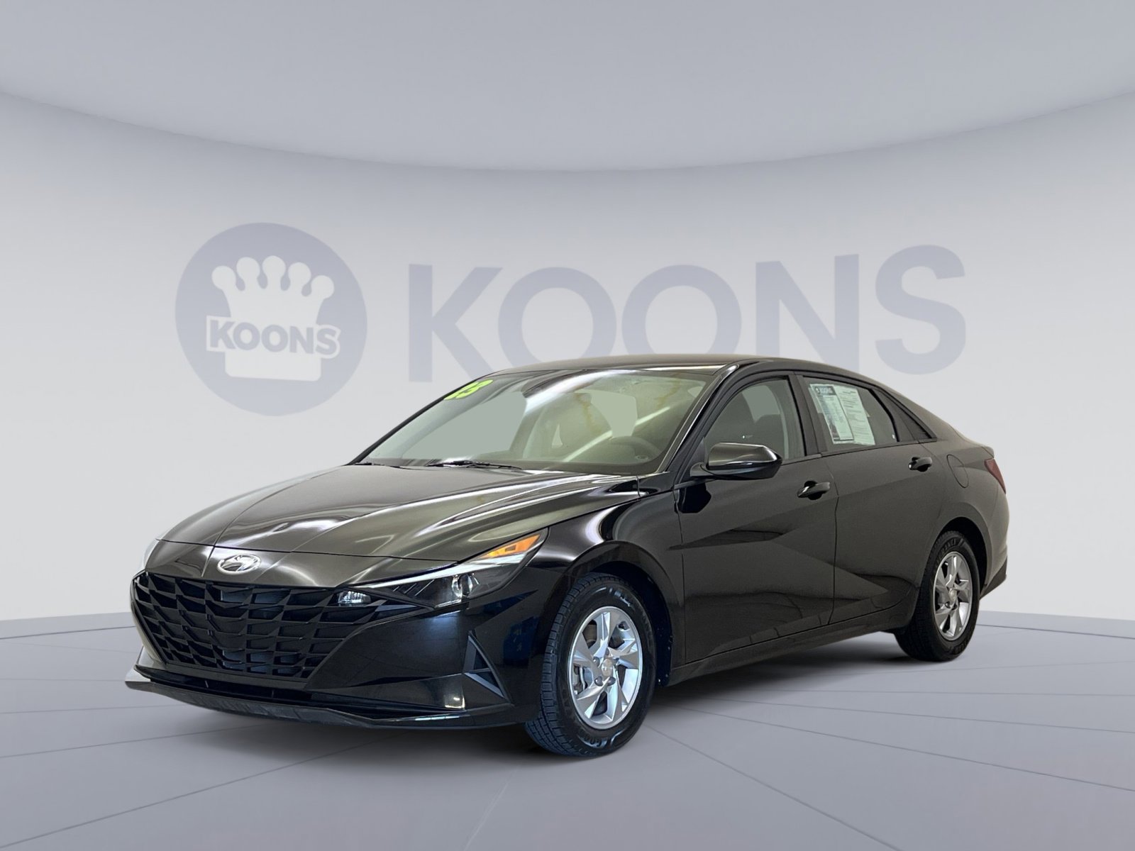 Used 2023 Hyundai Elantra SE