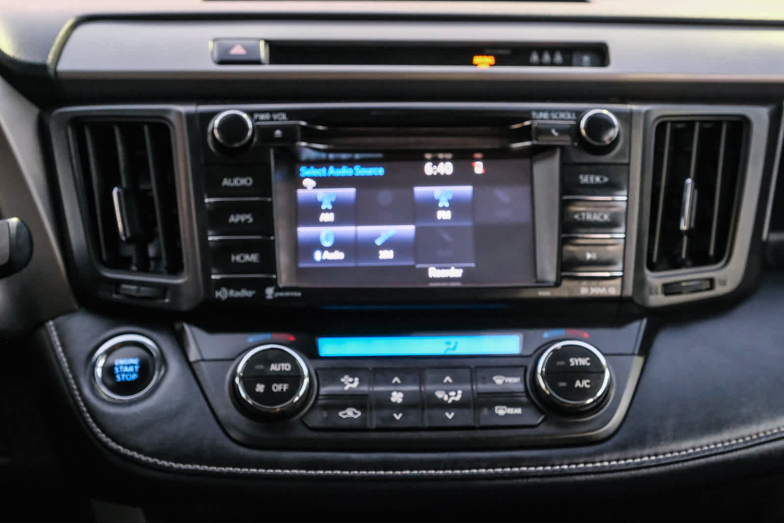 Certified 2018 Toyota RAV4 XLE FWD image 14