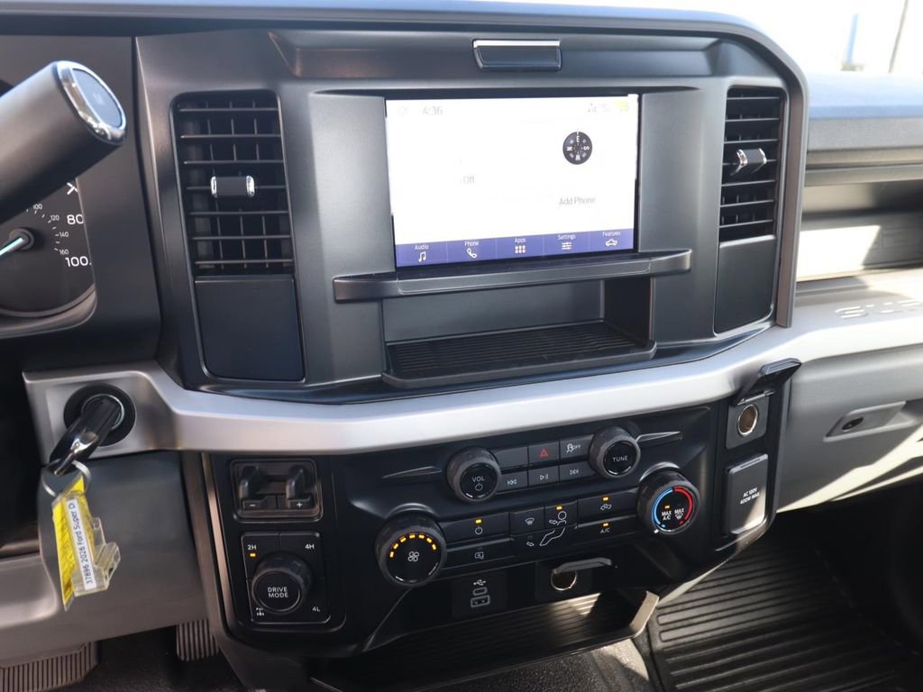 New 2026 Ford F250 XL w/ XL Chrome Package image 17