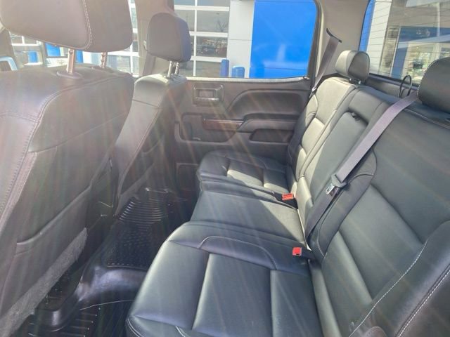 Used 2017 GMC Sierra 2500 SLT w/ Duramax Plus Package image 31