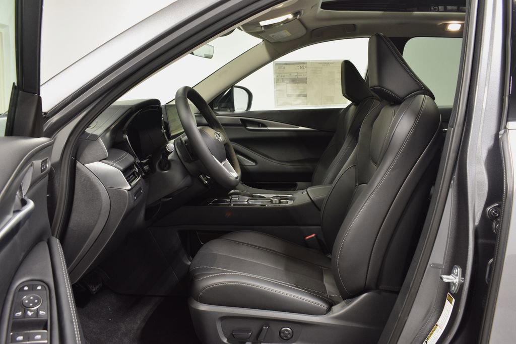 New 2026 INFINITI QX60 Pure w/ Cargo Package image 10