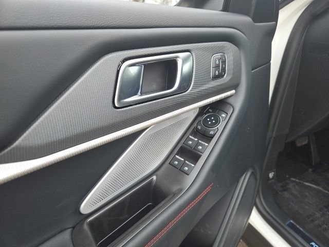 New 2026 Ford Explorer ST w/ Sun And Sound Package image 11