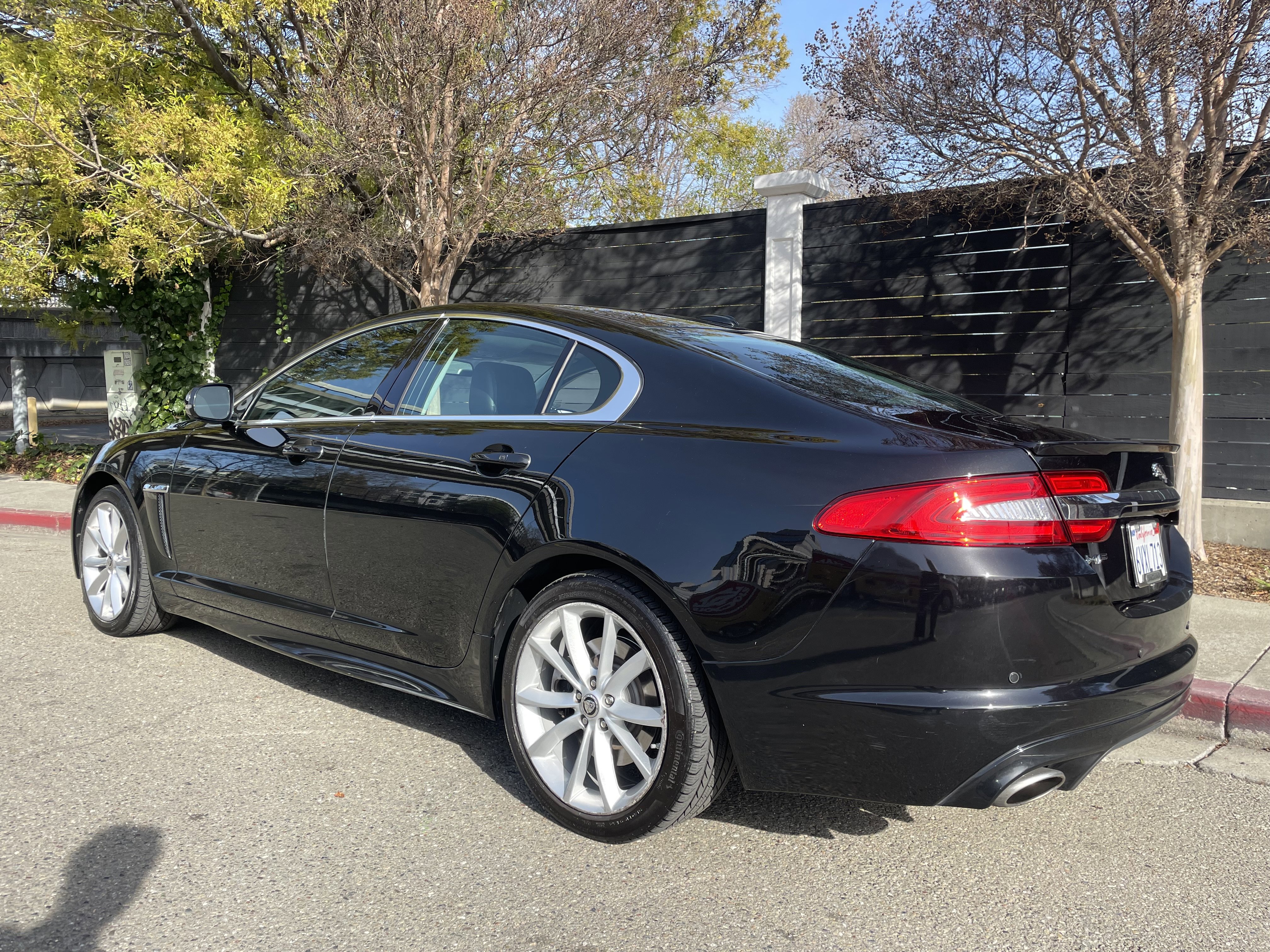 Used 2012 Jaguar XF Portfolio image 4