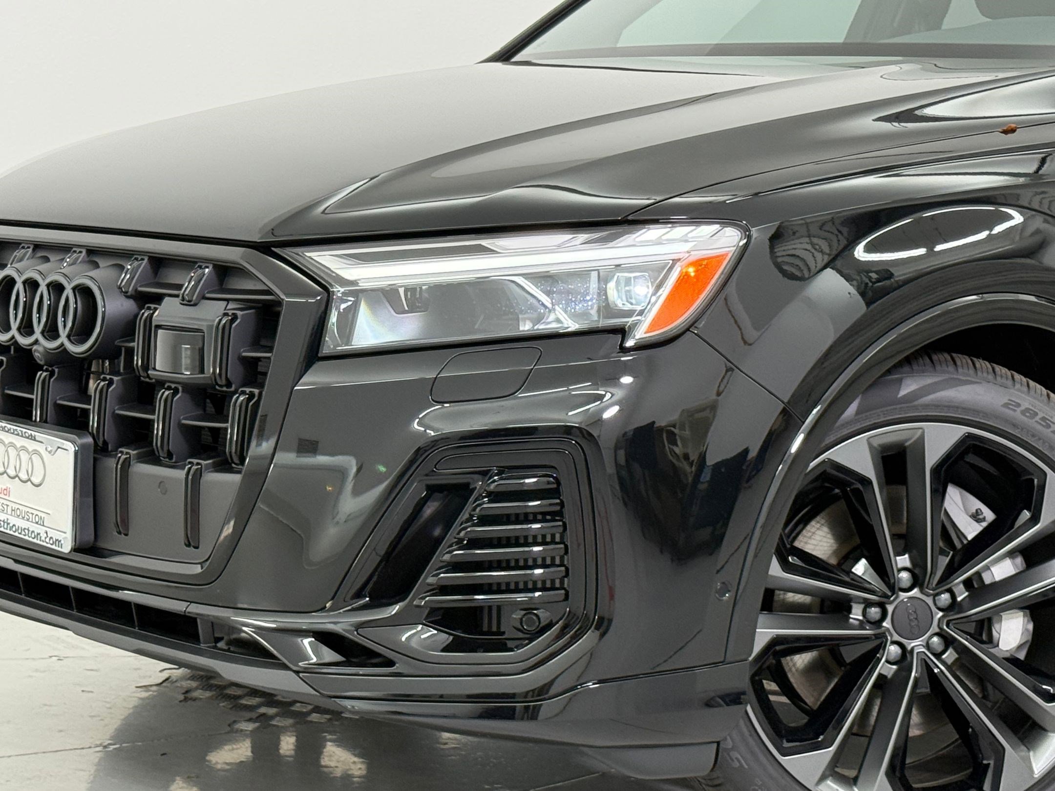 New 2026 Audi Q7 3.0T Premium Plus AWD/4WD image 11