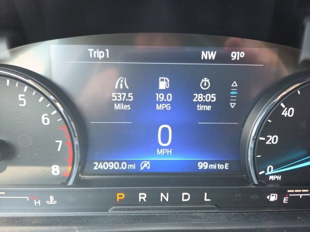 Used 2024 Ford Explorer XLT RWD image 41