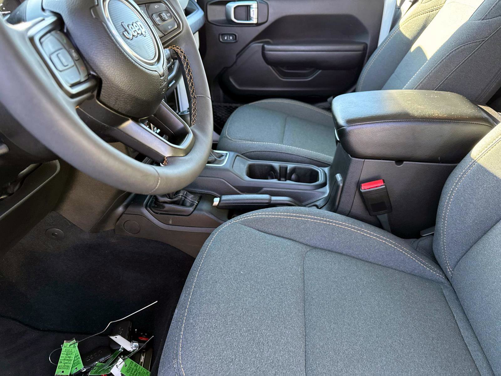 Used 2024 Jeep Wrangler Unlimited w/ Convenience Group image 13