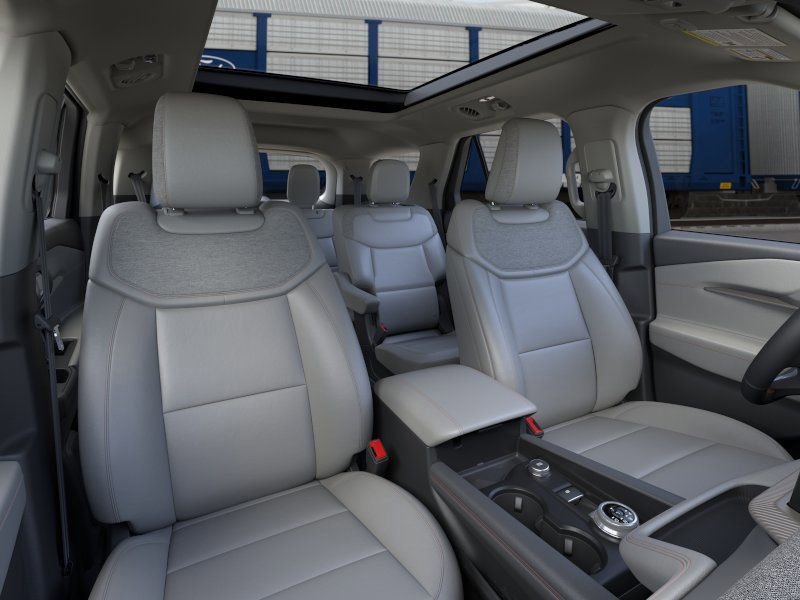New 2026 Ford Explorer Active image 10