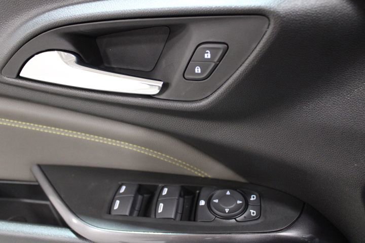 New 2026 Chevrolet Trax ACTIV w/ Driver Confidence Package image 17