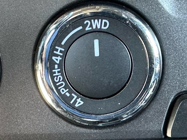 Certified 2023 Toyota Tacoma TRD Off-Road w/ Black Out Package (TMS) AWD/4WD image 19