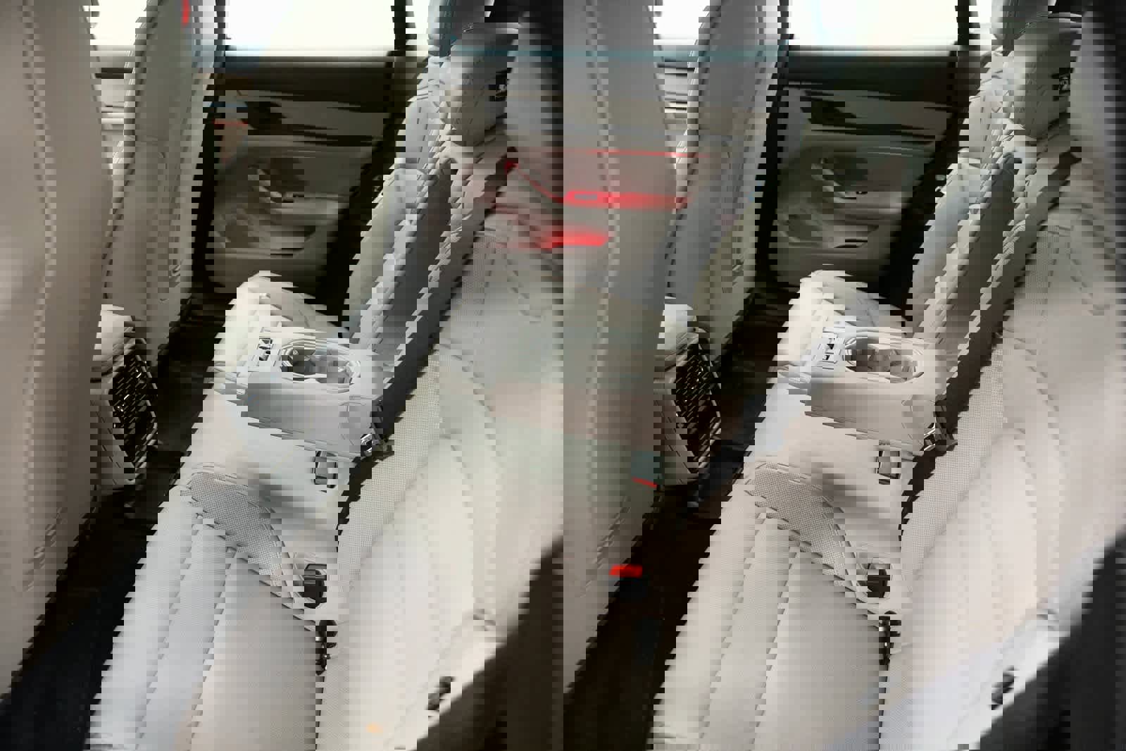 Certified 2024 Porsche Taycan image 29