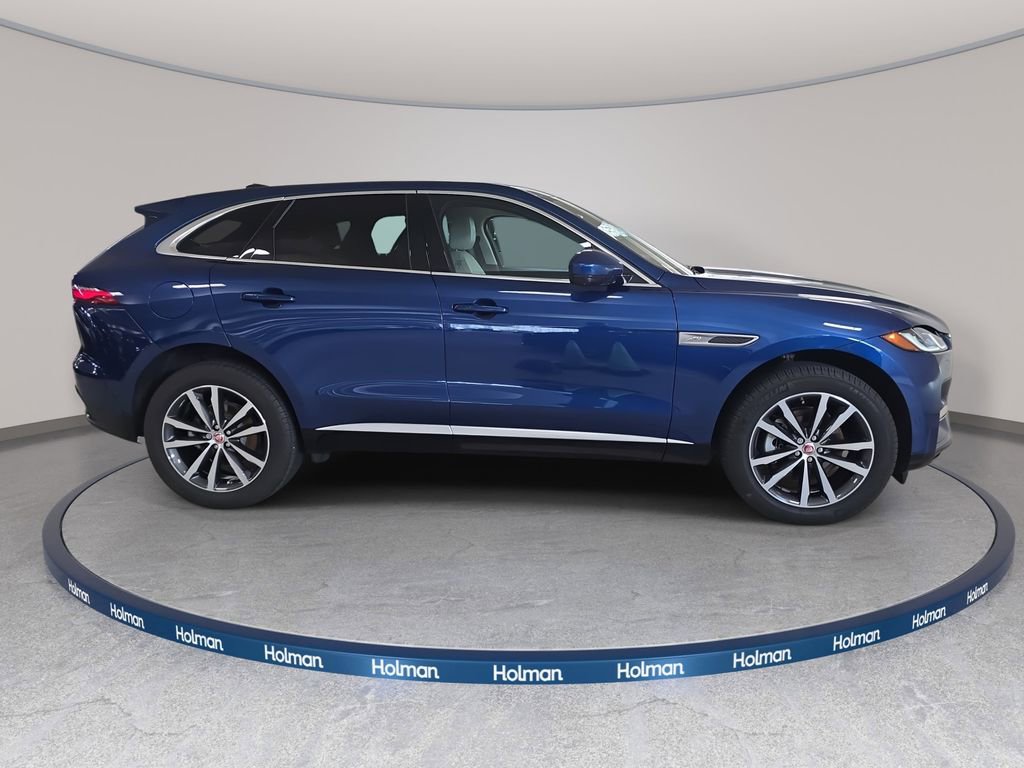 Used 2021 Jaguar F-PACE image 6