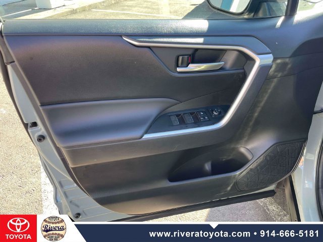 Used 2023 Toyota RAV4 XLE w/ Convenience Package AWD/4WD image 16