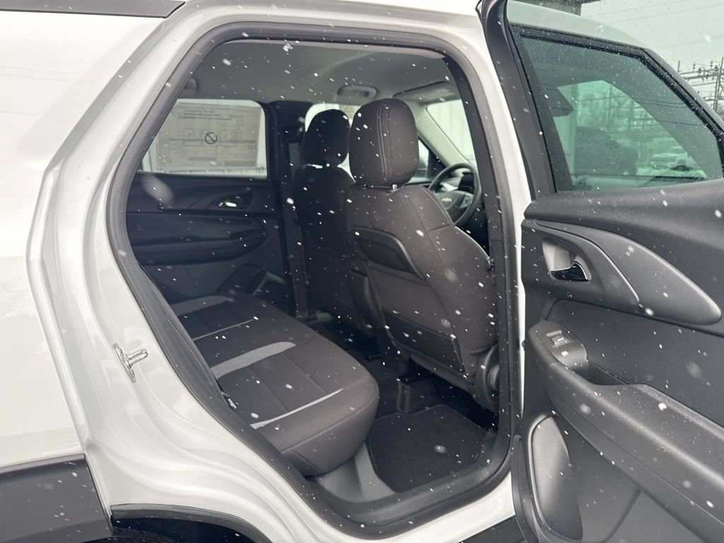 New 2026 Chevrolet TrailBlazer LS w/ LS Convenience Package AWD/4WD image 18