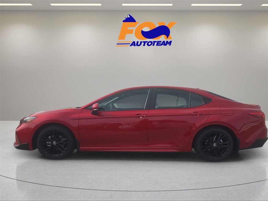 New 2026 Toyota Camry SE image 2