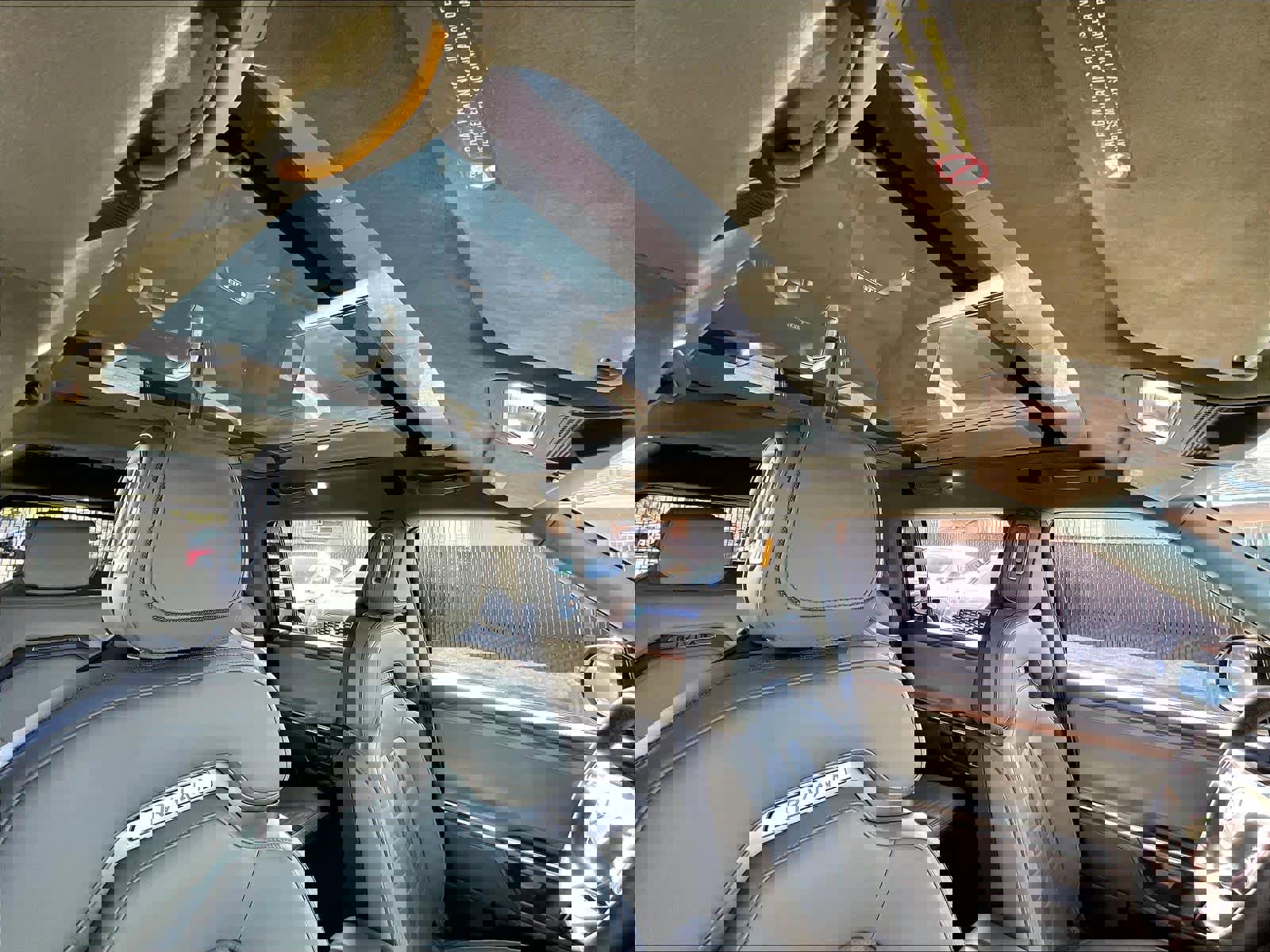 Used 2023 Rivian R1S Adventure image 24