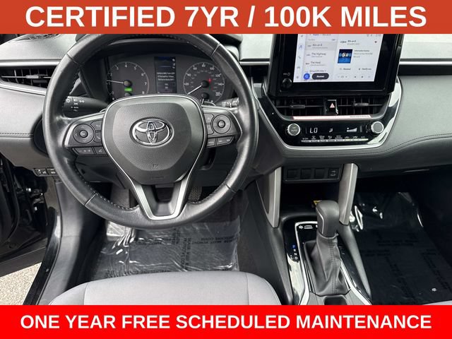 Used 2023 Toyota Corolla Cross AWD Hybrid image 17