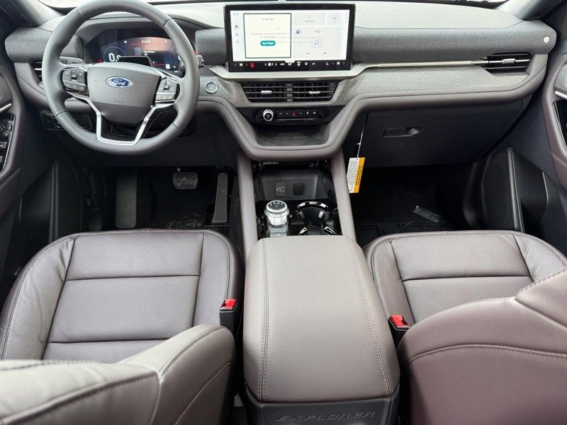 New 2026 Ford Explorer Platinum w/ LUX Leather Package image 10