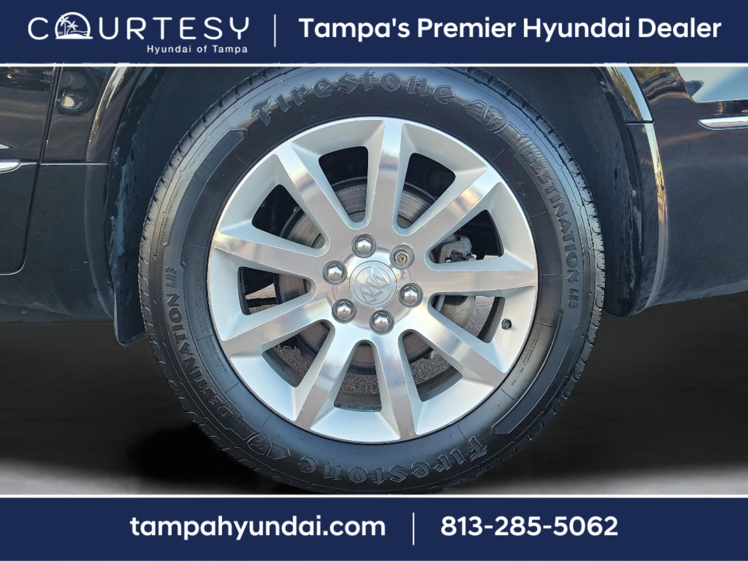 Used 2017 Buick Enclave Premium w/ Experience Buick Package image 5