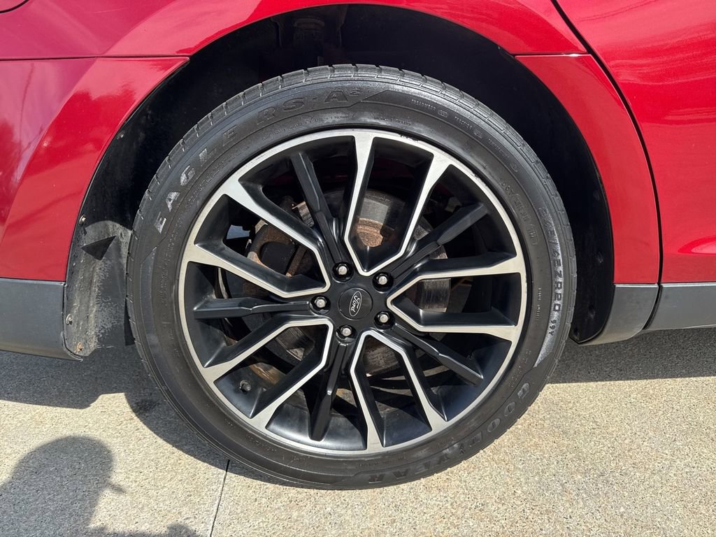 Used 2018 Ford Taurus SHO w/ Driver Assist Package AWD/4WD image 56