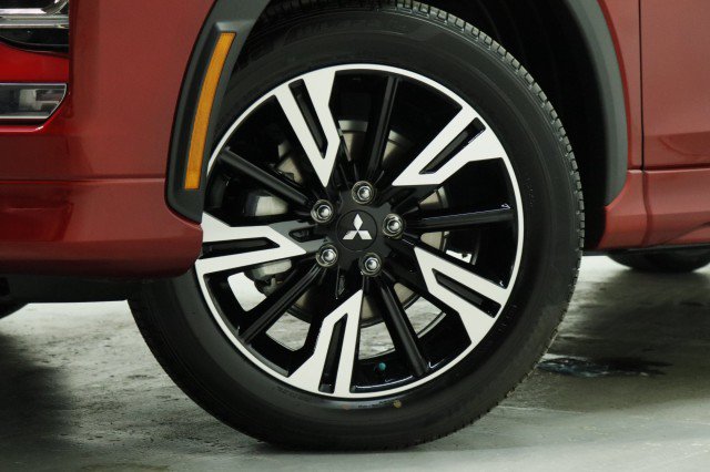 New 2026 Mitsubishi Eclipse Cross SEL AWD/4WD image 3