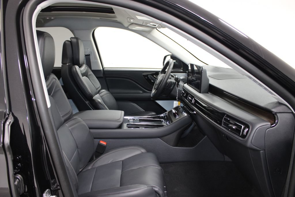 New 2026 Lincoln Aviator Reserve AWD/4WD image 27