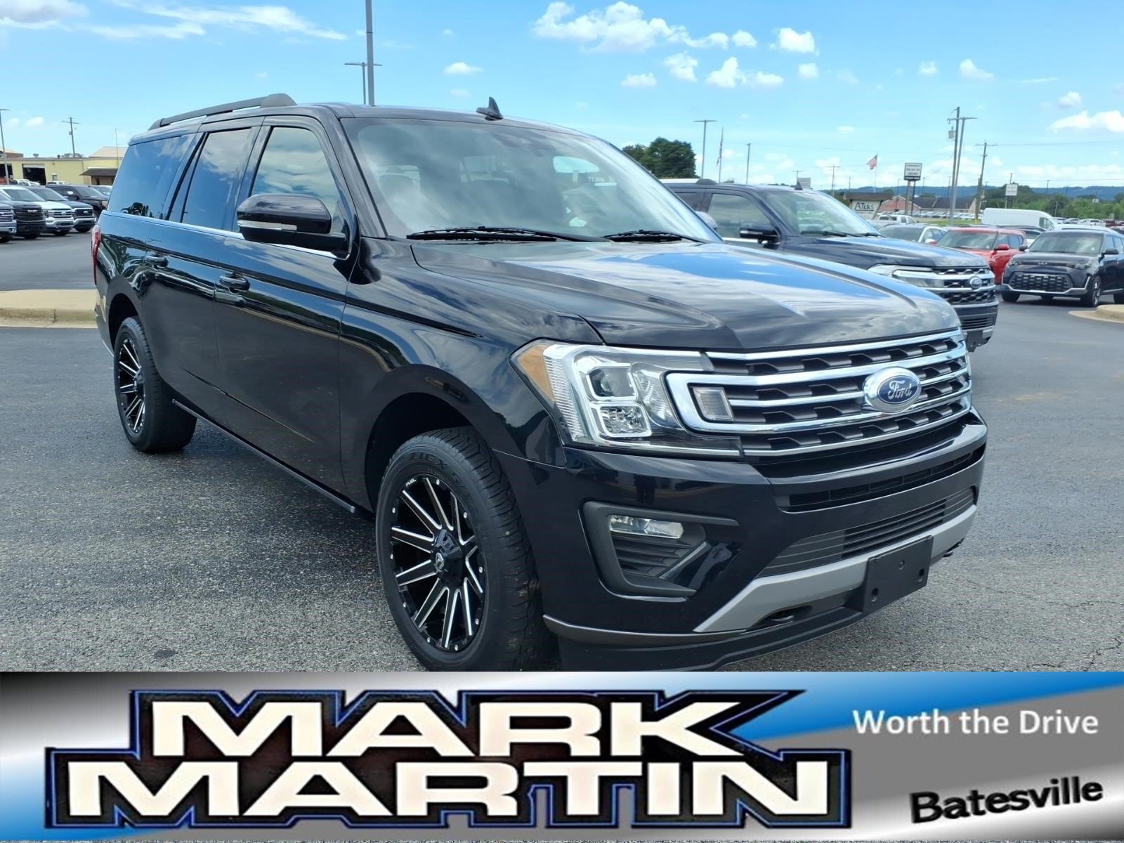 Used 2020 Ford Expedition Max XLT w/ Equipment Group 202A AWD/4WD image 1