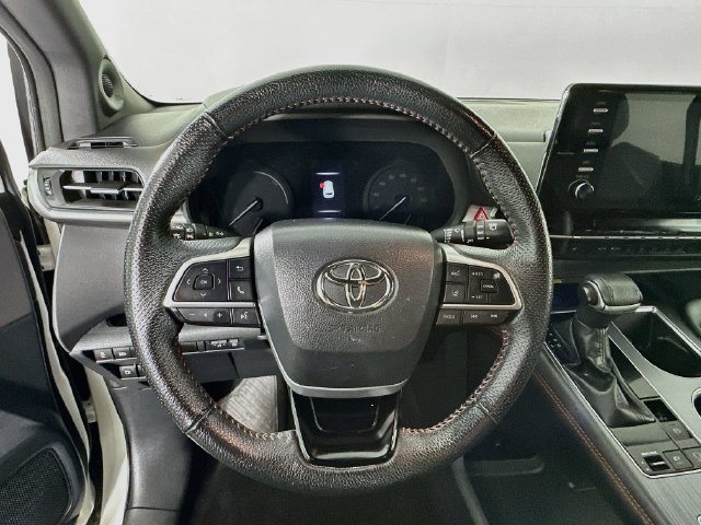 Used 2021 Toyota Sienna XSE w/ XSE Plus Package AWD/4WD image 26
