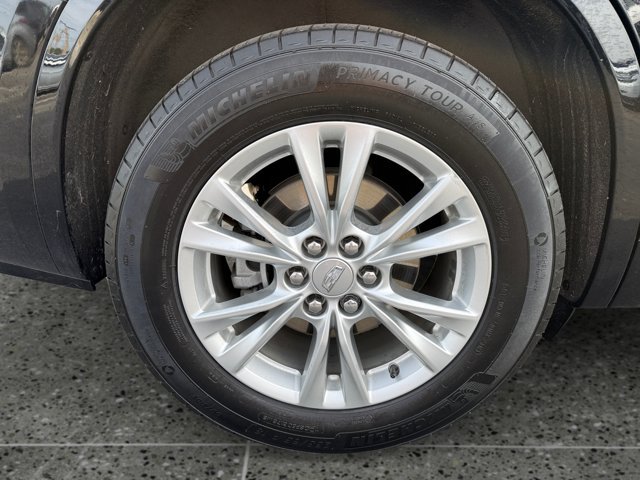 Used 2025 Cadillac XT6 Luxury FWD image 11
