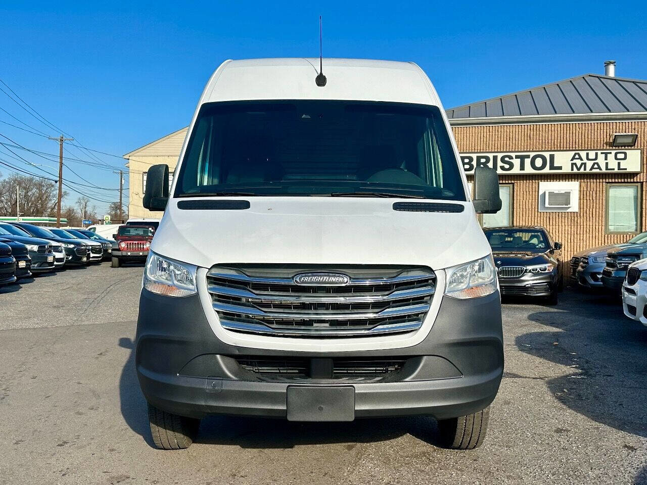 Used 2019 Freightliner Sprinter 3500 image 2