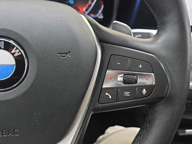 Used 2019 BMW 330i xDrive Sedan w/ Driving Assistance Package AWD/4WD image 17