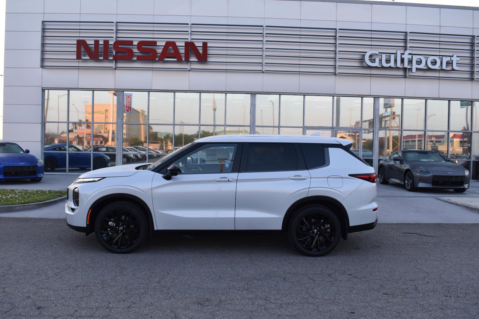 New 2026 Nissan Rogue SL image 3