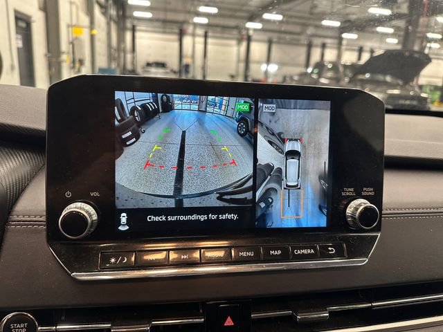 Used 2024 Mitsubishi Outlander SE Black Edition image 30