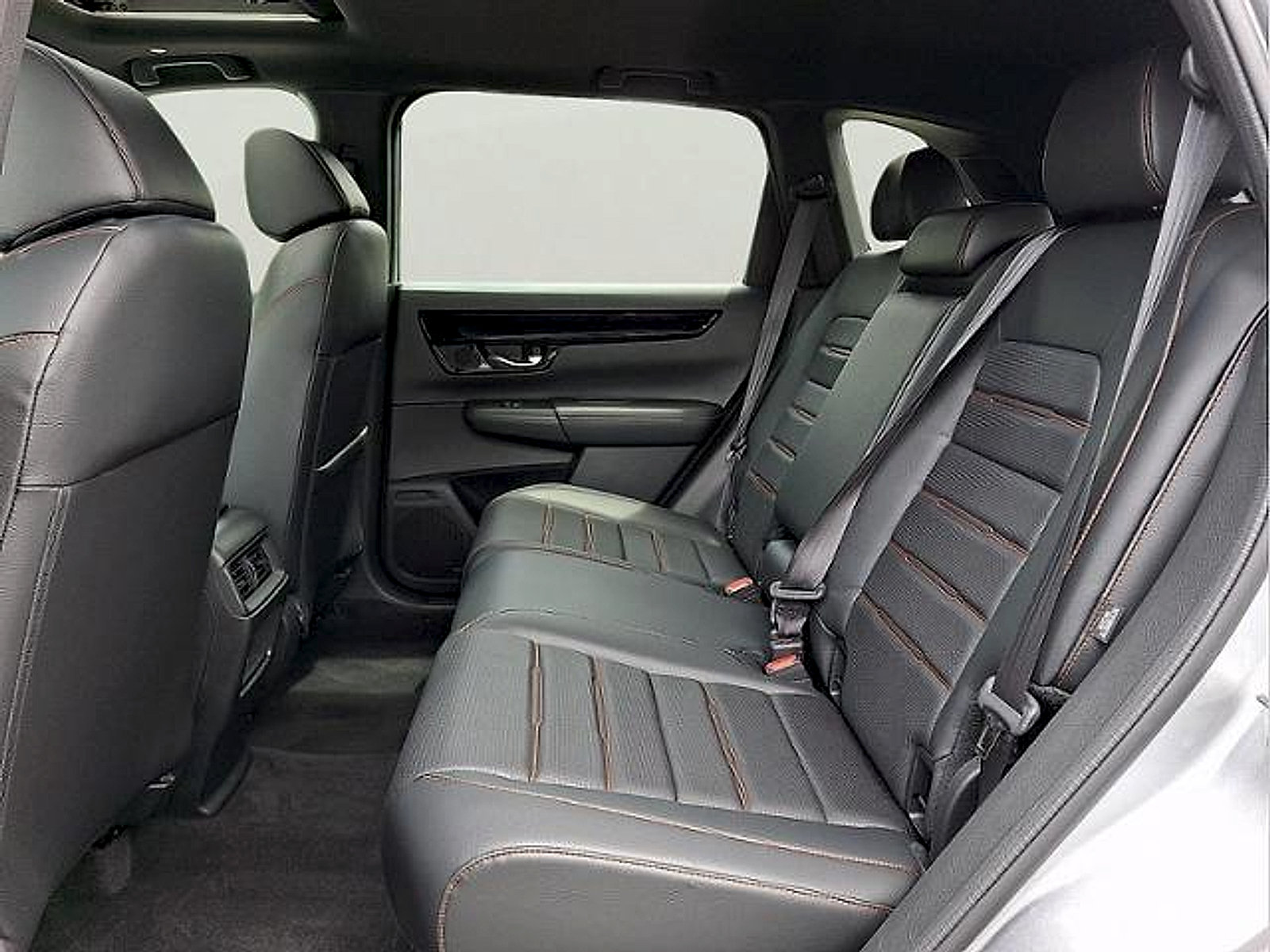 Used 2024 Honda CR-V Sport Touring image 8
