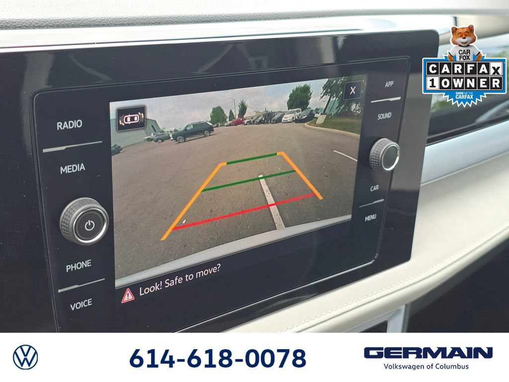 Certified 2025 Volkswagen Taos SE AWD/4WD image 36