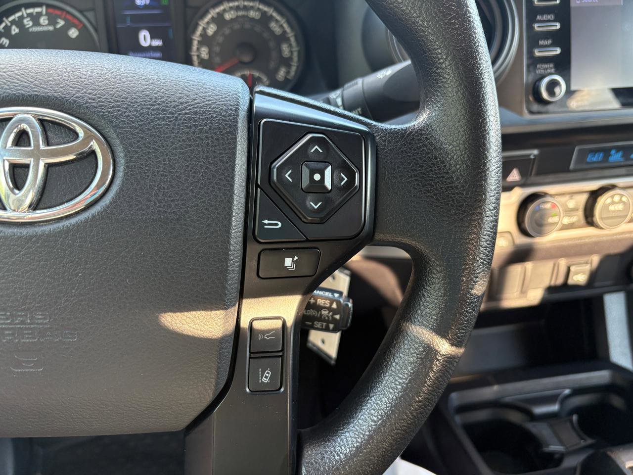 Used 2023 Toyota Tacoma SR image 14