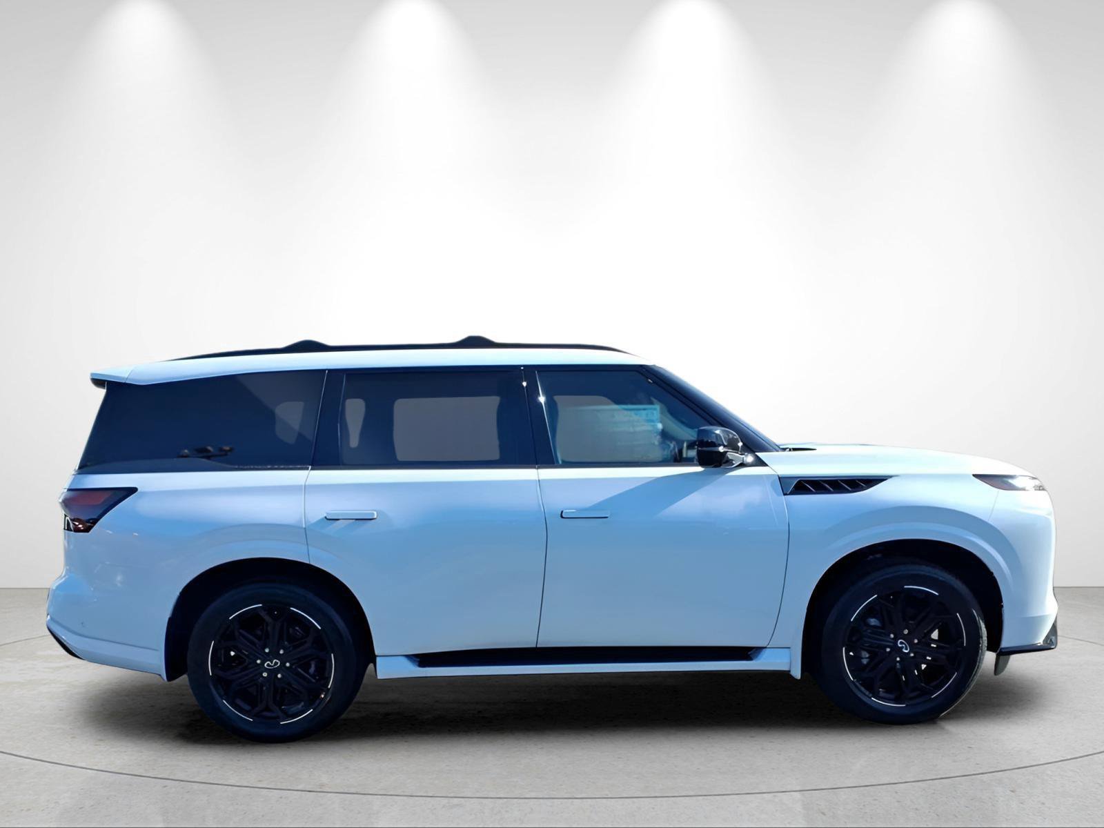 New 2026 INFINITI QX80 4WD w/ Sport Exterior Package image 6