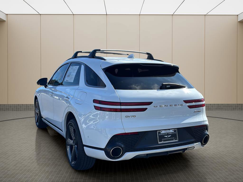 Used 2024 Genesis GV70 3.5T Sport w/ Sport Advanced Package image 3