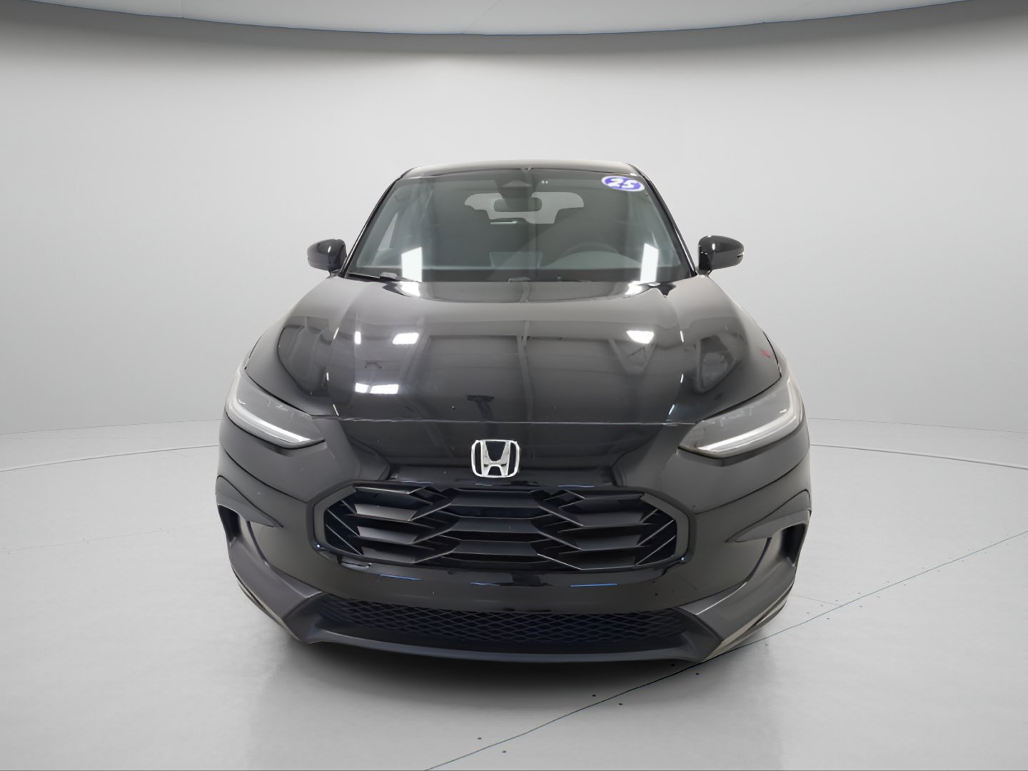 Certified 2025 Honda HR-V Sport image 2